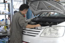 ����s���ÎԔ̔��L����ЃN���t�g